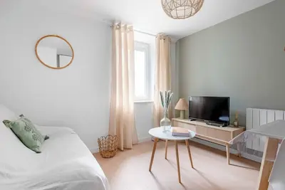 Image de Au Cottage : T2 rénové ambiance Cocooning & nature