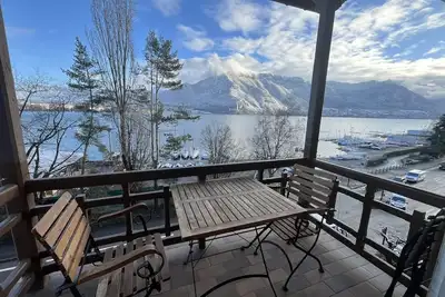 Image de Lakefront Duplex for Families and Groups
