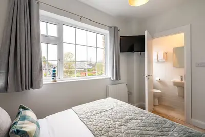 Image de Modern Elegant Townhouse in Historic Kenmare