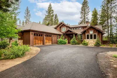 Trai39 - Stunning Caldera Springs Home