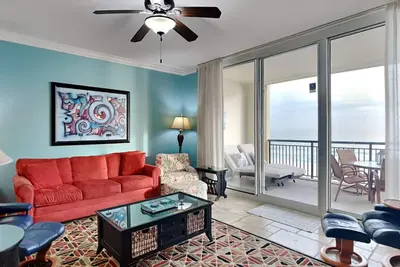 Image de Bella Riva #307 | Stunning Beach Views + Access to Pool & Hot Tub
