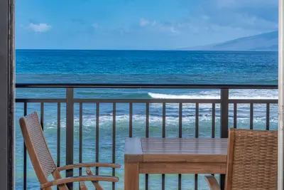 Image de Beautiful Beachfront Bungalow