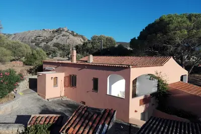 Image de Baja Sardinia, maison individuelle sur la Costa Smeralda à 5 minutes des plages