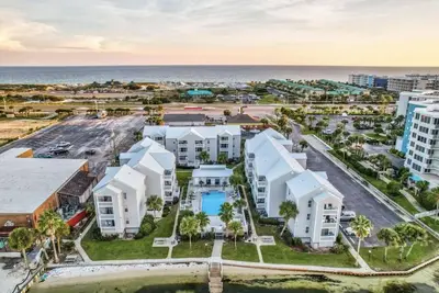 Image de Choctawhatchee Bay retreat w\/public access to Gulf of Mexico across the street!