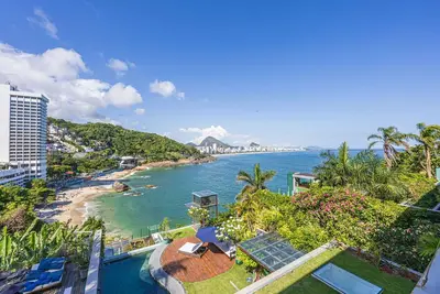 Image de Belle maison en bord de mer à Leblon - Leb010