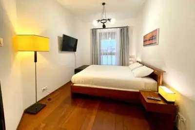 Ewen Shiraz Prime Apartment