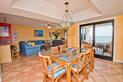 Image de Summer Winds A-513, Oceanfront Condo in Indian Beach, Nc!