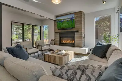 Image de Modern Mountain at Palisades - Tluxp