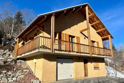 Image de Jolie maison avec jardin et vue