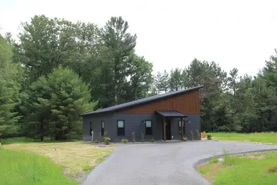 Image de Brand New Secluded Cabins in Arbor Vitae, Wi