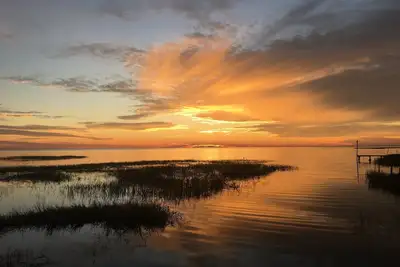 Image de Gulf front Rv Site, hook up and step up to the 2 level deck, breathe, and enjoy.