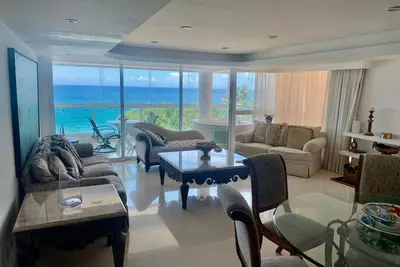 Image de Welcome to Casa Sea Breeze. Apartment family size in Pampatar, Playa Moreno.