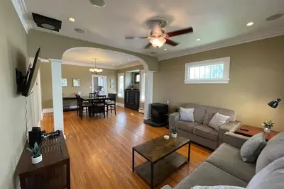 Image de Dragonfly House: A cheerful five-bedroom
