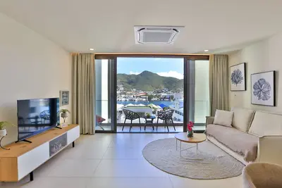 Image de A112 - Vue Extraordinaire sur le Lagon avec Balcon