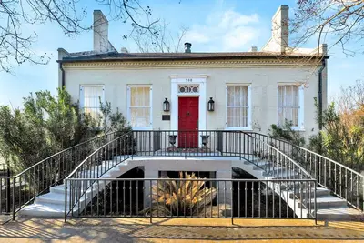 Image de 1835 Wilkins Townhouse | 3/3 | Walk to Downtown