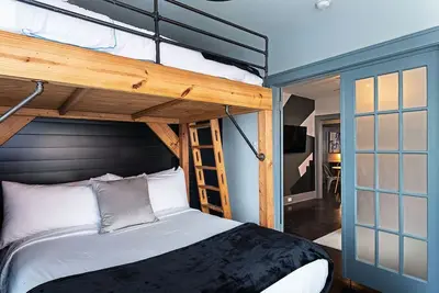 Image de Your Westheimer Dream House! Sleep 14/6br/3ba/3pa