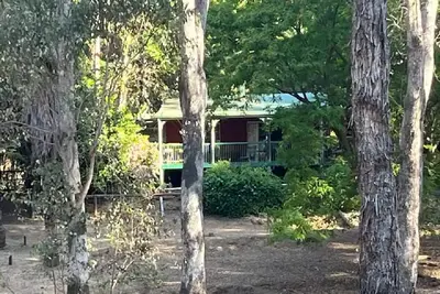 Image de Bush Cabin on the Blackwood River (Nannup)\n