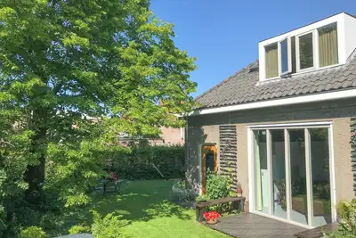 Image de Maison de vacances spacieuse avec jardin clos