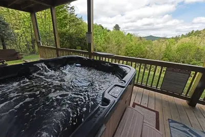 Image de Harvest Moon- View, dog friendly, hot tub, firepit