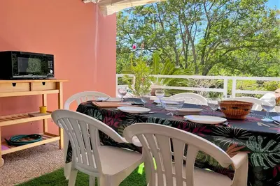 Image de Appartement cosy à Cavalière avec terrasse, proche plage et commerces, 6 couchages