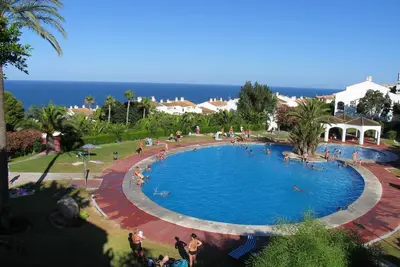 Image de Location Vacances Santa Pola - Bungalow 4 Pers avec Piscine, Jardin, Parking Privé, Proche Mer
