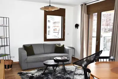 Image de Appartement récent, terrasse spacieuse, proche centre & téléphérique