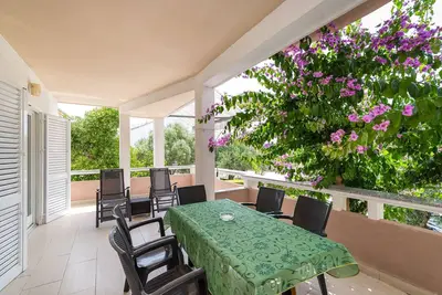 Image de Appartement confortable Branka avec joli jardin 6