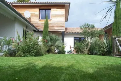 Image de Magnifique Villa familiale avec piscine chauffée aux portes de la Dune du Pilat