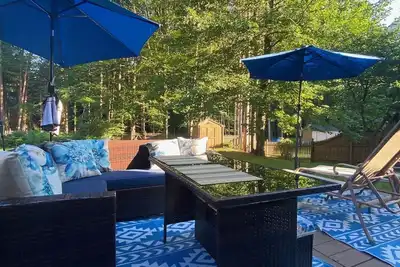 Image de Executive Townhouse located close to Saratoga Lake. \n Thank You See you in 2026