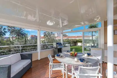 Image de La Palmeraie, Piscine et Toit Terrasse