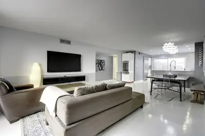 Image de Sooo Scottsdale, 2Bdrm, 2Bath & Garage