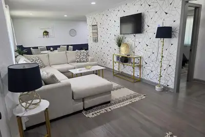 Image de Battery Central Braves - Parfait pour les familles !