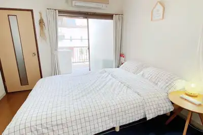 Image de 5 minutes by train to Universal Studios and Umeda 5 minutes walk from Nishikujo Station Dejavu - Hayashi Minshuku  Nishikujo / Osaka Ōsaka