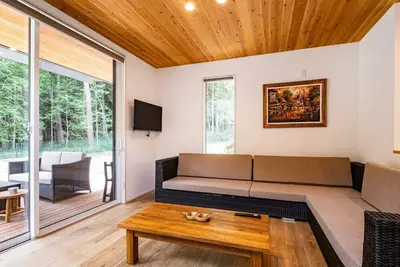 Image de Bridge Building Maisonette surrounded by forest Standard / Minamitsurugun Yamanashi