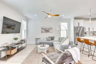 Image de 2 Mi to Historic Dtwn Wilmington: Luxe Family Home