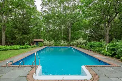 Image de Ober Oaks, vacation rental home in The Hamptons\n\n