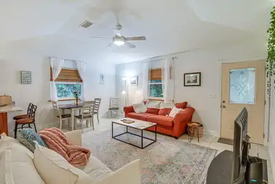 Image de Palm Coast Vacation Rental < 1 Mi to the Beach!
