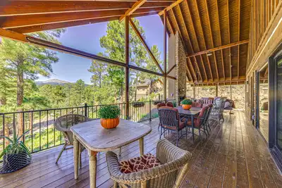 Image de Scenic Ruidoso Escape w/ Hot Tub & Mountain View!