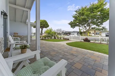 Image de Peaceful Home for Big Family 4Bed 2Bath 7Mins to Beach & Near Disneyland