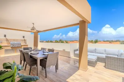 Image de Stunning Condo in Luxe Resort  Azzurro by Bocobay