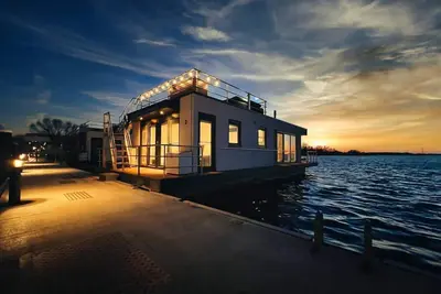 Image de Hausboot für 4 Gäste mit 45m² in Ribnitz-damgarten
