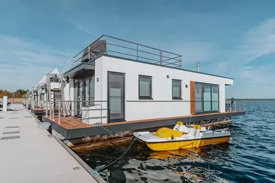 Image de Hausboot für 6 Gäste mit 45m² in Vetschau/spreewald