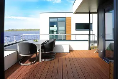 Image de Hausboot für 6 Gäste mit 85m² in Ribnitz-damgarten