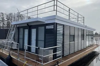 Image de Hausboot für 6 Gäste mit 45m² in Zehdenick