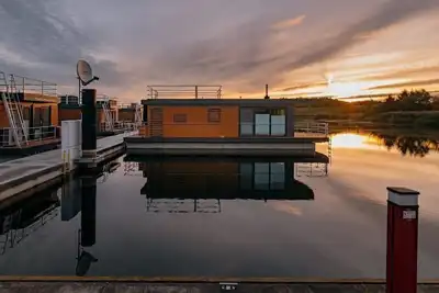 Image de Hausboot für 6 Gäste mit 45m² in Klitten