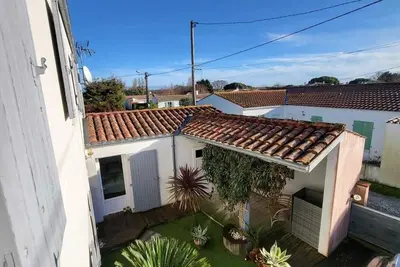 Image de Maison Tout Confort Dans un Village Typique de L'île D'oléron