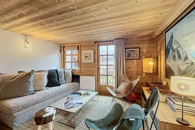 Image de Chalet Cosy à Les Allues · Terrasse · Idéal Familles · Proche Pistes