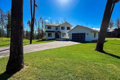 Image de Paradise Pines! Brand New Luxury Home, Sleeps 14, 5 Bed / 5 Bath, Columbia Falls Mt