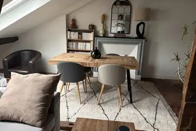 Image de Appartement à deux pas du Château de Versailles. Idéal pendant les J. O.
