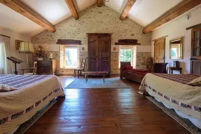 Image de Chambre d'hôtes pour 2 à 6 personnes \"La Suite Naiade\" près de Carcassonne